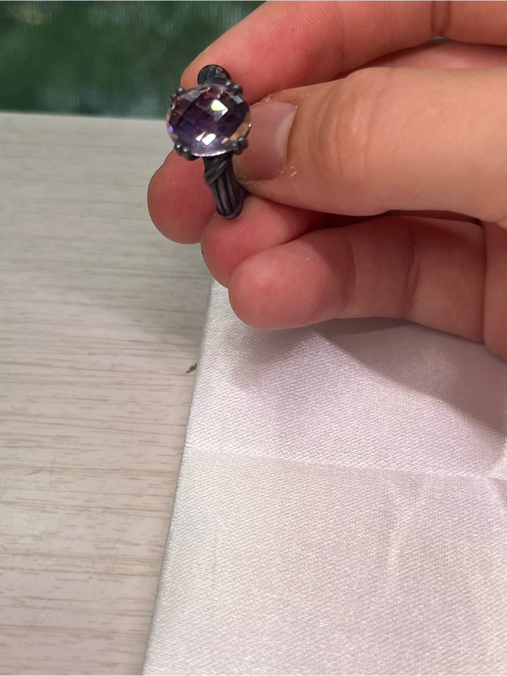 Peter Thomas Roth Lavender Amethyst Cocktail Ring - Picture 4 of 5